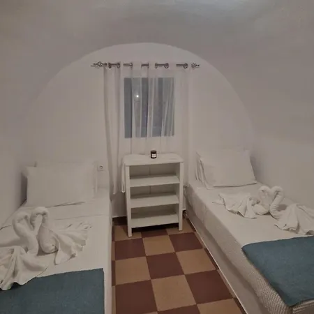 Lungomare Apartmán Perissa (Santorini)