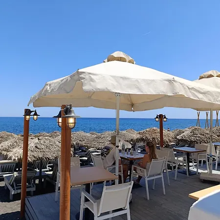 Kevin's Seaside Апартаменты *